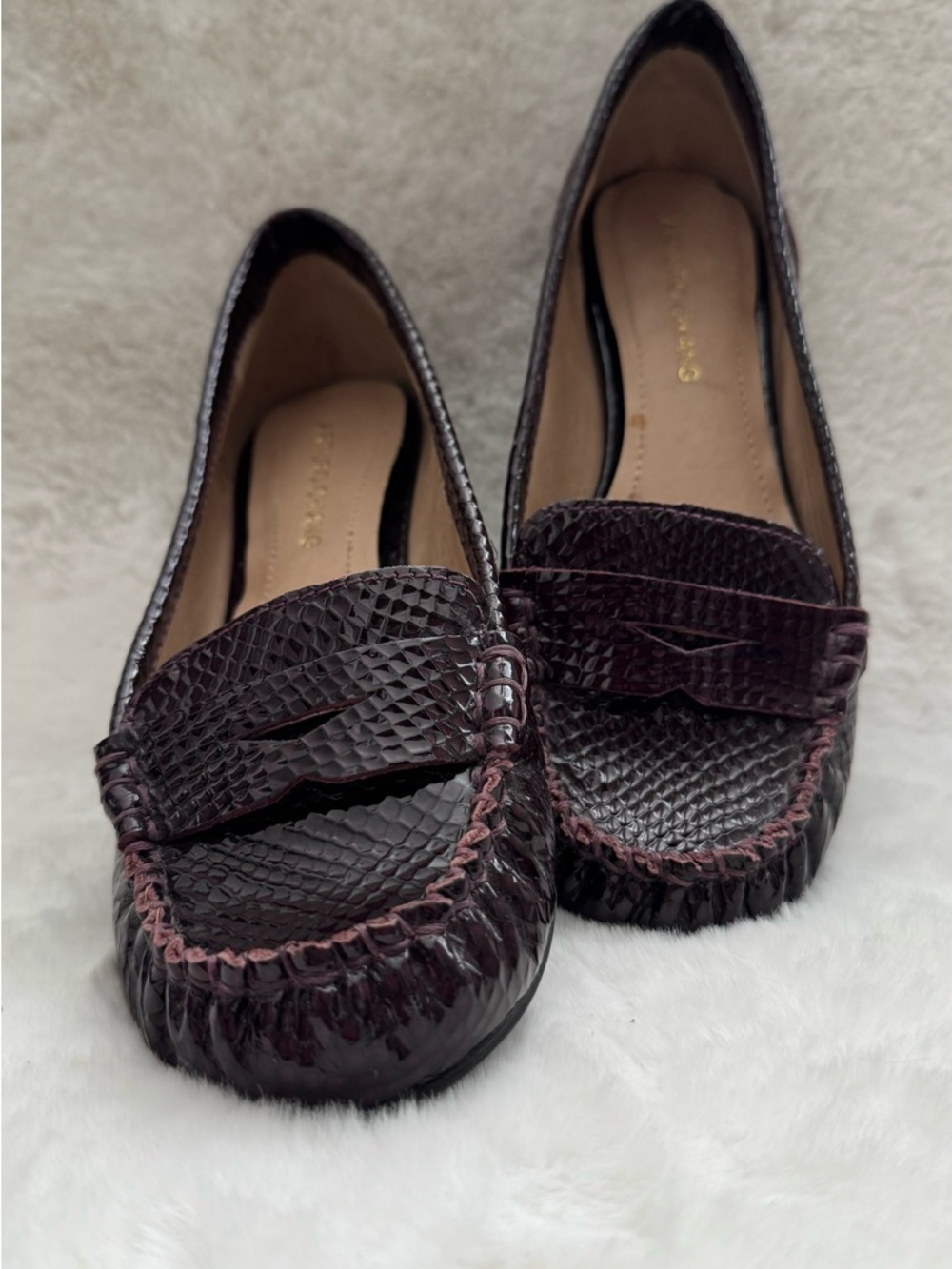 Arturo Chiang Deep Wine Snake-Embossed Penny Loafers